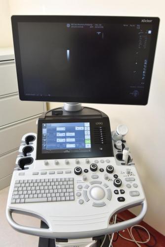 Foto 3 donirani uređaj UZV color doppler uređaj